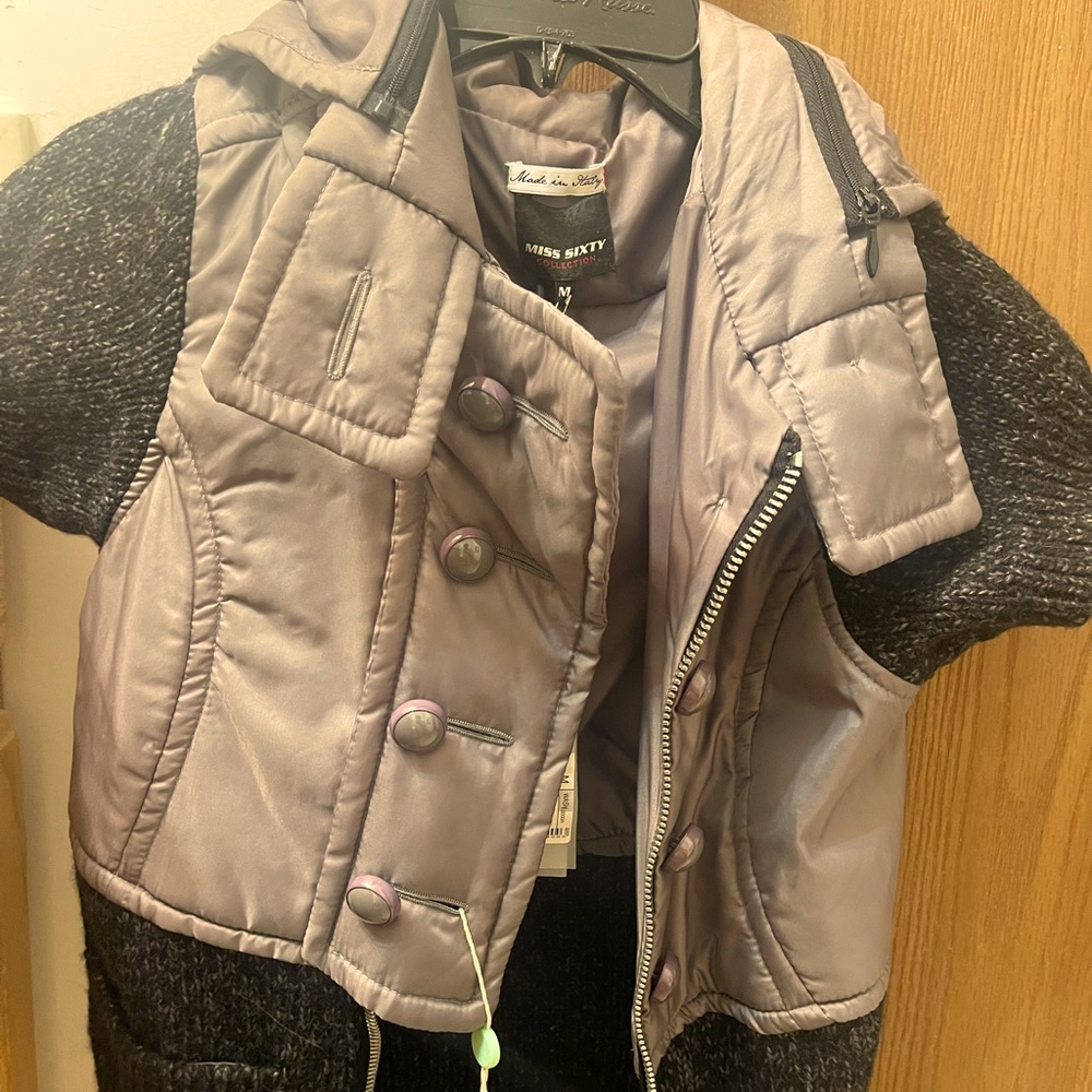 Short sleeve two tone jacket vest